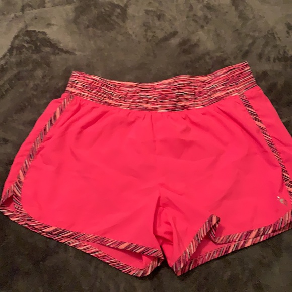 2 Justice running shorts - Picture 3 of 7